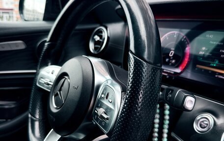 Mercedes-Benz E-Класс, 2019 год, 3 800 000 рублей, 7 фотография