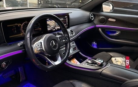 Mercedes-Benz E-Класс, 2019 год, 3 800 000 рублей, 12 фотография