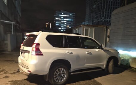 Toyota Land Cruiser Prado 150 рестайлинг 2, 2017 год, 4 700 000 рублей, 2 фотография