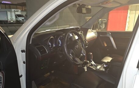 Toyota Land Cruiser Prado 150 рестайлинг 2, 2017 год, 4 700 000 рублей, 12 фотография