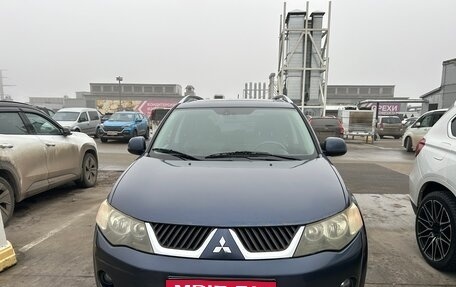 Mitsubishi Outlander III рестайлинг 3, 2008 год, 920 000 рублей, 1 фотография