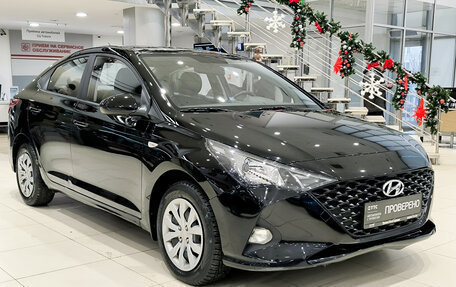 Hyundai Solaris II рестайлинг, 2021 год, 1 350 000 рублей, 3 фотография