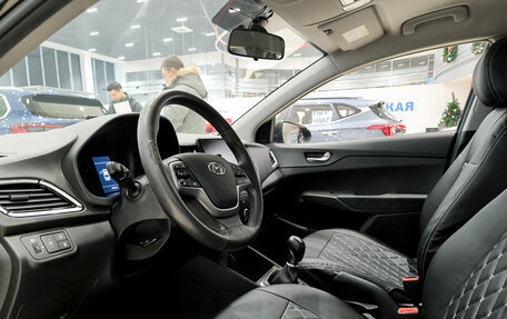 Hyundai Solaris II рестайлинг, 2021 год, 1 350 000 рублей, 20 фотография