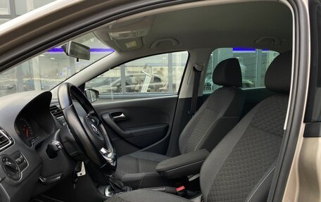 Volkswagen Polo VI (EU Market), 2018 год, 1 050 000 рублей, 18 фотография