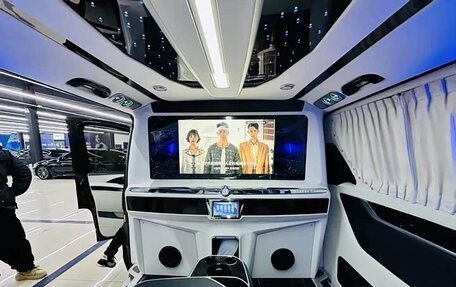 Mercedes-Benz Vito, 2021 год, 6 790 000 рублей, 13 фотография