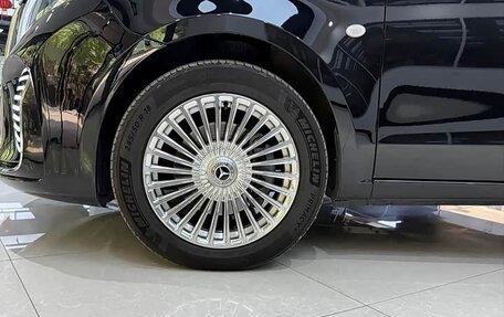 Mercedes-Benz Vito, 2021 год, 6 790 000 рублей, 4 фотография