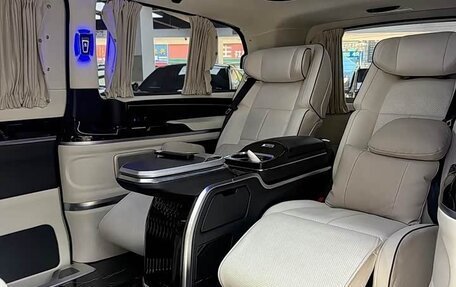 Mercedes-Benz Vito, 2021 год, 6 790 000 рублей, 14 фотография