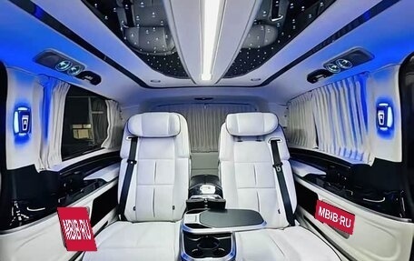 Mercedes-Benz Vito, 2021 год, 6 790 000 рублей, 16 фотография