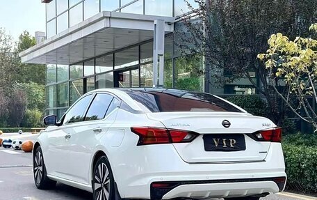 Nissan Altima VI (L34), 2022 год, 2 160 000 рублей, 7 фотография