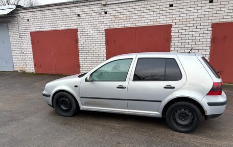 Volkswagen Golf IV, 2000 год, 265 000 рублей, 2 фотография