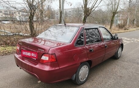 Daewoo Nexia I рестайлинг, 2011 год, 210 000 рублей, 3 фотография