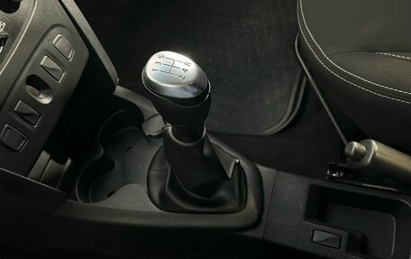 Renault Logan II, 2020 год, 1 065 000 рублей, 12 фотография