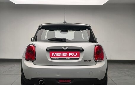 MINI Hatch, 2020 год, 2 270 000 рублей, 5 фотография