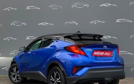 Toyota C-HR I рестайлинг, 2021 год, 2 998 400 рублей, 4 фотография