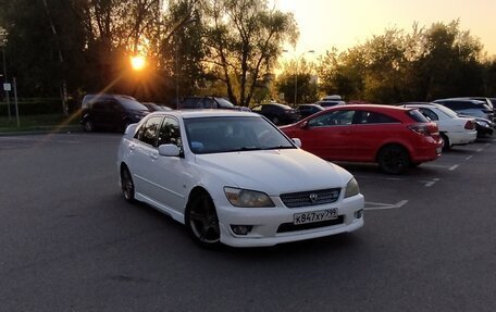 Toyota Altezza, 2001 год, 820 000 рублей, 15 фотография