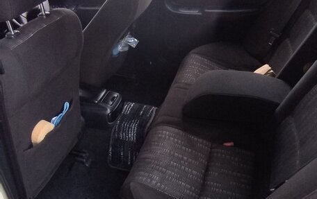 Toyota Altezza, 2001 год, 820 000 рублей, 17 фотография