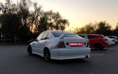 Toyota Altezza, 2001 год, 820 000 рублей, 11 фотография