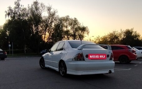 Toyota Altezza, 2001 год, 820 000 рублей, 12 фотография