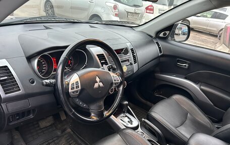 Mitsubishi Outlander III рестайлинг 3, 2008 год, 920 000 рублей, 5 фотография
