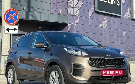 KIA Sportage IV рестайлинг, 2017 год, 2 097 000 рублей, 2 фотография