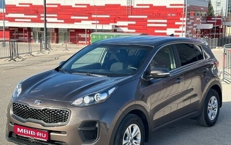 KIA Sportage IV рестайлинг, 2017 год, 2 097 000 рублей, 10 фотография