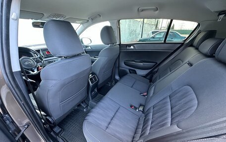 KIA Sportage IV рестайлинг, 2017 год, 2 097 000 рублей, 30 фотография