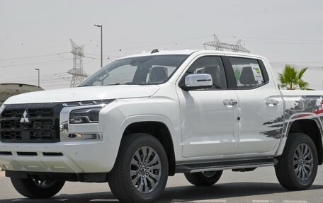 Mitsubishi L200, 2024 год, 5 200 000 рублей, 1 фотография