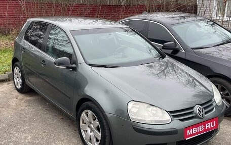 Volkswagen Golf V, 2004 год, 440 000 рублей, 1 фотография