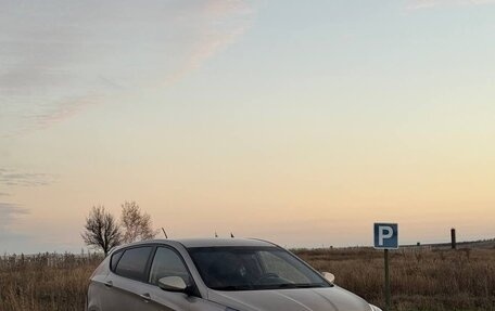 Hyundai Solaris II рестайлинг, 2011 год, 640 000 рублей, 1 фотография