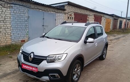 Renault Sandero II рестайлинг, 2019 год, 1 195 000 рублей, 1 фотография