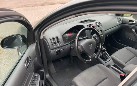 Volkswagen Golf V, 2004 год, 440 000 рублей, 4 фотография