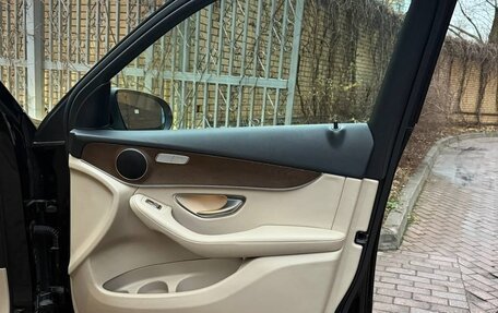 Mercedes-Benz GLC, 2019 год, 3 300 000 рублей, 20 фотография