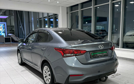 Hyundai Solaris II рестайлинг, 2017 год, 1 157 000 рублей, 8 фотография