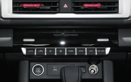 Mitsubishi L200, 2024 год, 5 200 000 рублей, 20 фотография