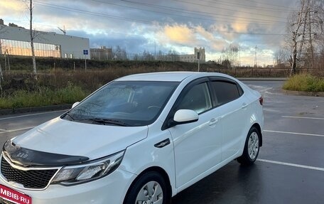 KIA Rio III рестайлинг, 2015 год, 740 000 рублей, 3 фотография
