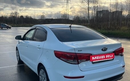 KIA Rio III рестайлинг, 2015 год, 740 000 рублей, 5 фотография