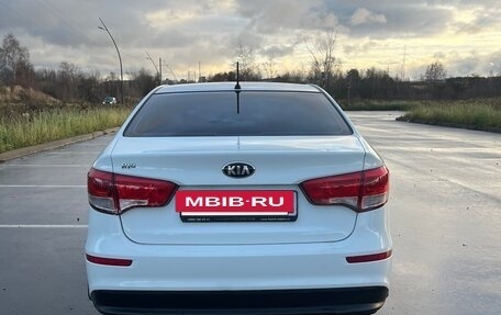 KIA Rio III рестайлинг, 2015 год, 740 000 рублей, 6 фотография