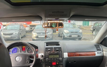 Volkswagen Touareg III, 2004 год, 525 000 рублей, 10 фотография