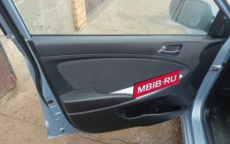 Hyundai Solaris II рестайлинг, 2013 год, 930 000 рублей, 7 фотография