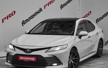 Toyota Camry, 2022 год, 3 864 000 рублей, 4 фотография