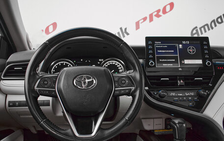 Toyota Camry, 2022 год, 3 864 000 рублей, 16 фотография