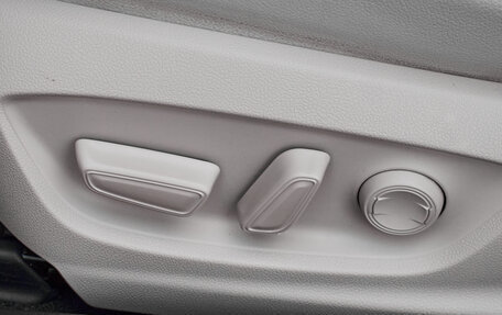 Toyota Camry, 2022 год, 3 864 000 рублей, 27 фотография