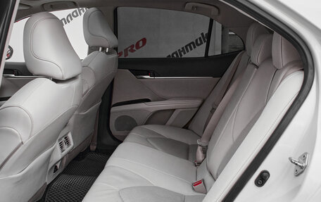 Toyota Camry, 2022 год, 3 864 000 рублей, 28 фотография