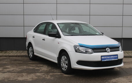 Volkswagen Polo VI (EU Market), 2011 год, 673 000 рублей, 3 фотография