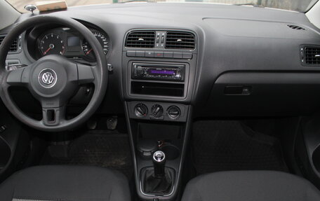 Volkswagen Polo VI (EU Market), 2011 год, 673 000 рублей, 9 фотография