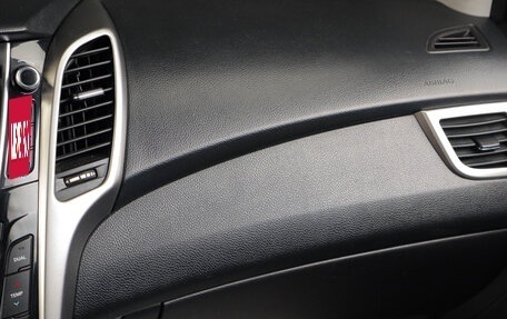 Hyundai i30 II рестайлинг, 2013 год, 1 009 000 рублей, 12 фотография