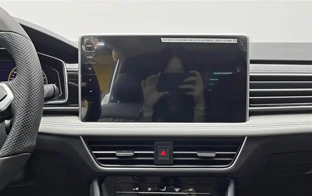 Volkswagen Tiguan II, 2022 год, 2 200 855 рублей, 16 фотография