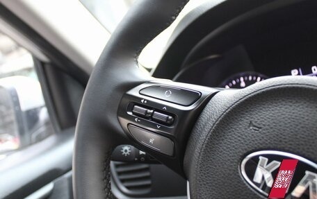 KIA Rio IV, 2019 год, 1 369 000 рублей, 12 фотография