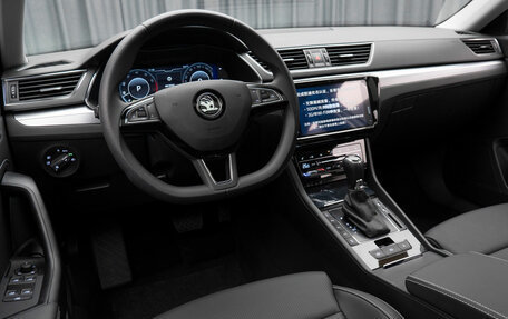 Skoda Superb III рестайлинг, 2025 год, 3 590 000 рублей, 9 фотография