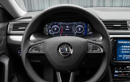 Skoda Superb III рестайлинг, 2025 год, 3 590 000 рублей, 13 фотография